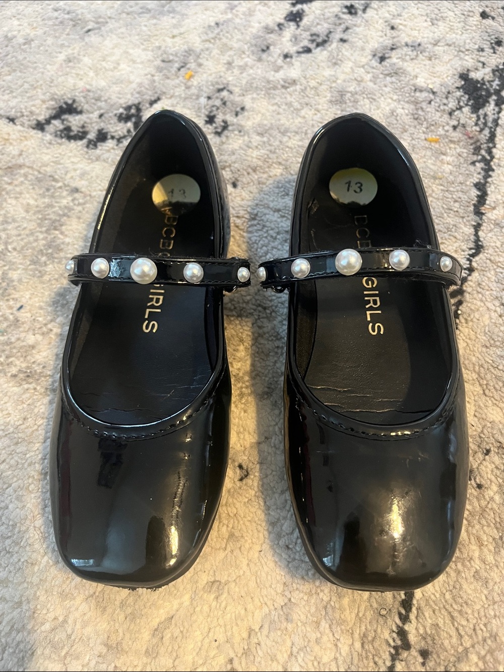 CBG Girls Black Patent Pearl Mary Jane Flats Size 13